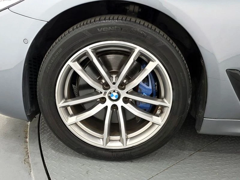 BMW 530 530i M Sport Package Plus| 252к.с.| ВКЛ.ТЕХНОТЕСТ, снимка 5 - Автомобили и джипове - 55395283