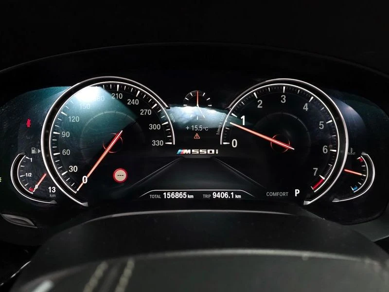 BMW 530 530i M Sport Package Plus| 252к.с.| ВКЛ.ТЕХНОТЕСТ, снимка 8 - Автомобили и джипове - 55395283