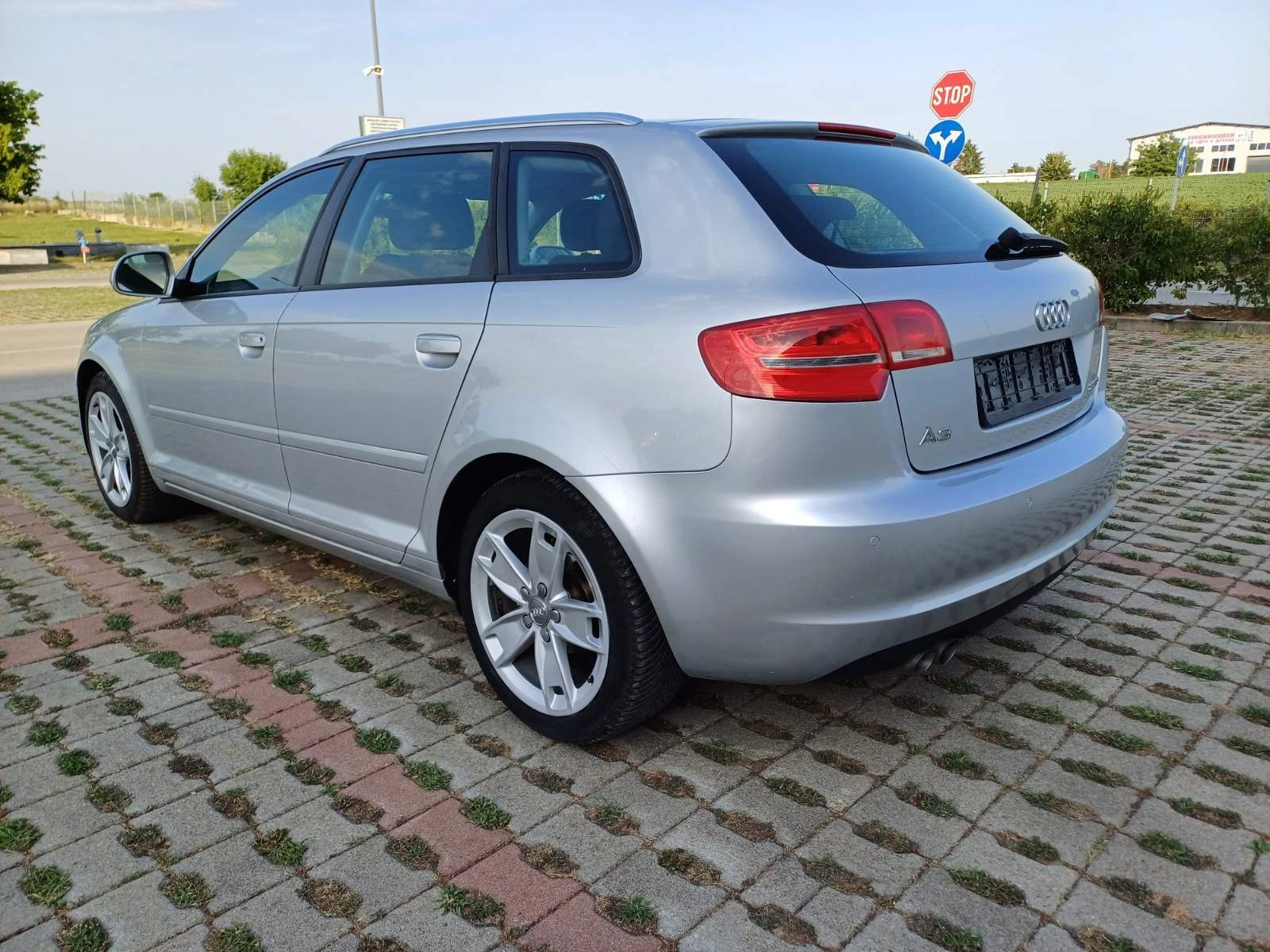 Audi A3 2.0 TDI 140k.s. Sportback - изображение 6