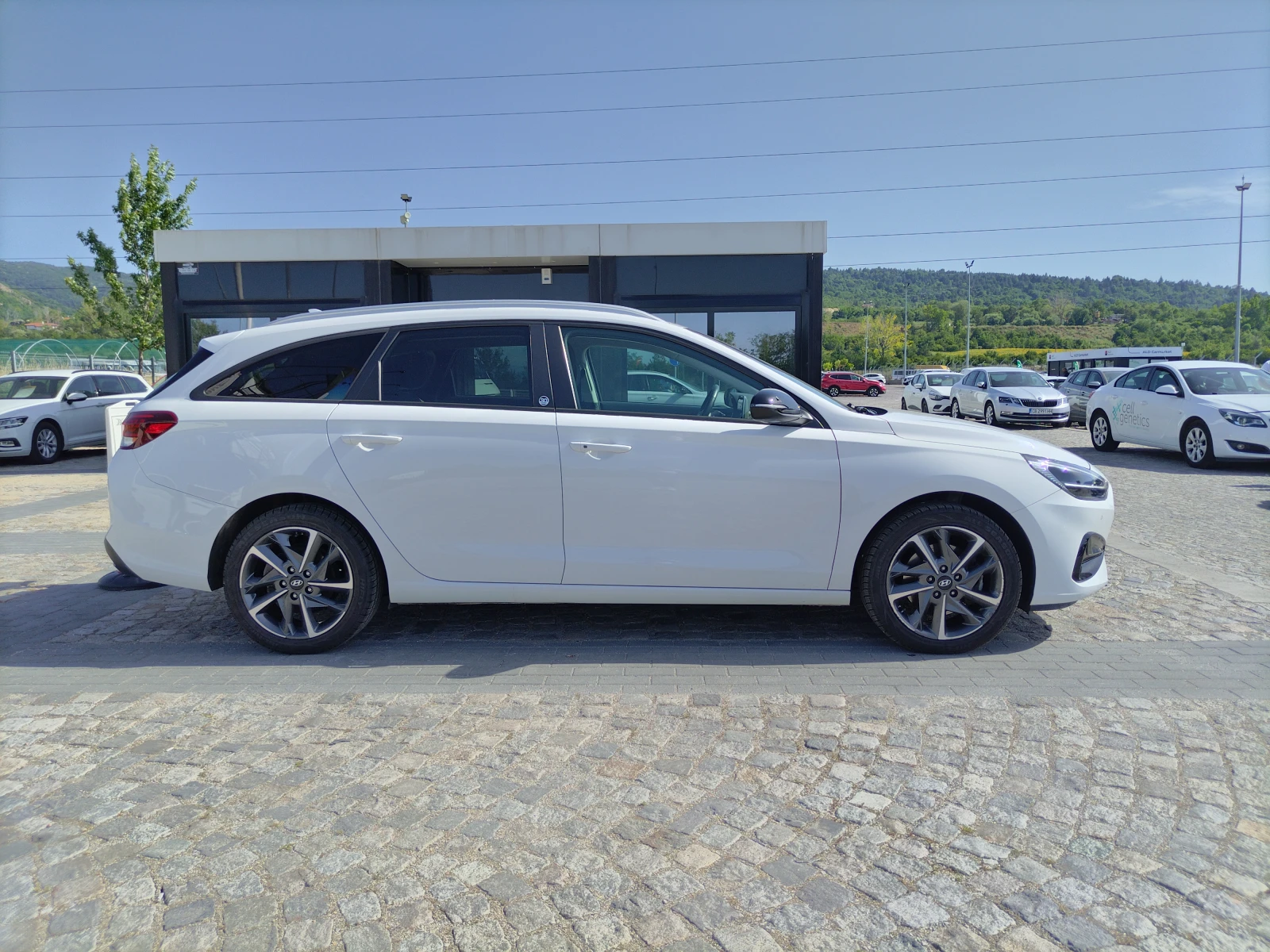 Hyundai I30 1.6CRDI/116 к.с/EDITION - изображение 4