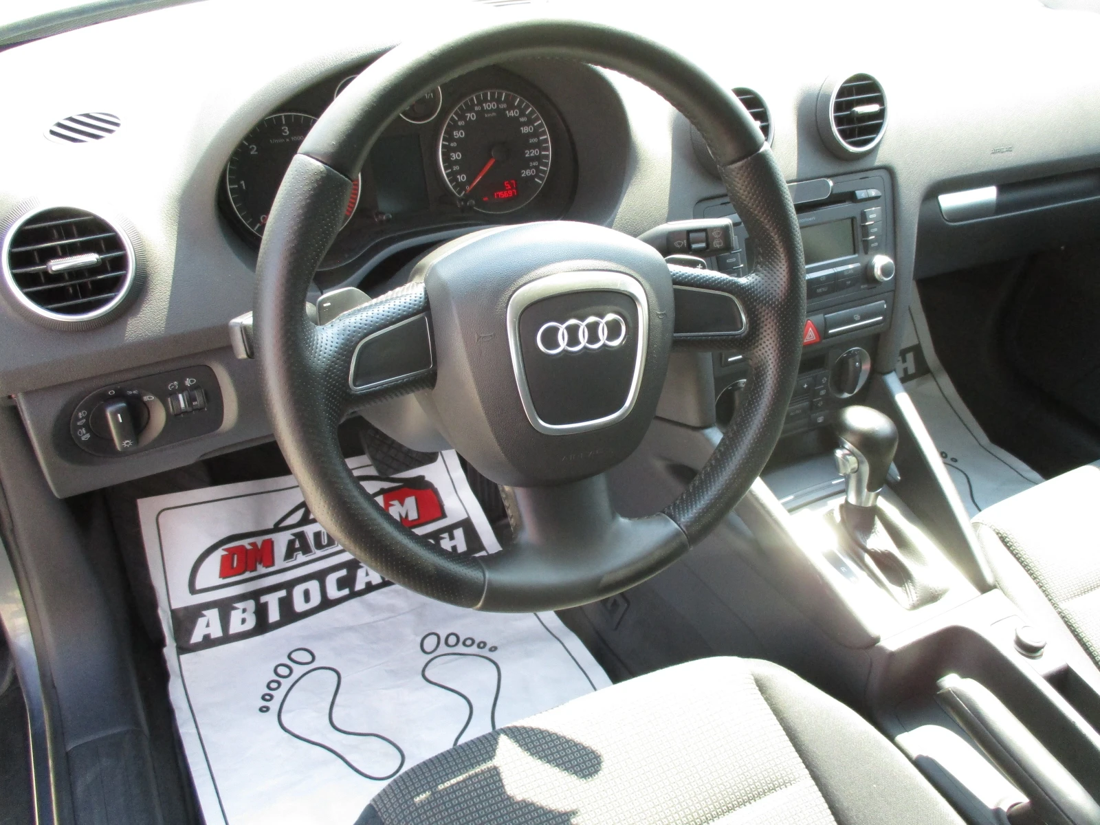 Audi A3 2.0TDI/140кс./АВТОМАТИК/КАТО НОВА - изображение 10