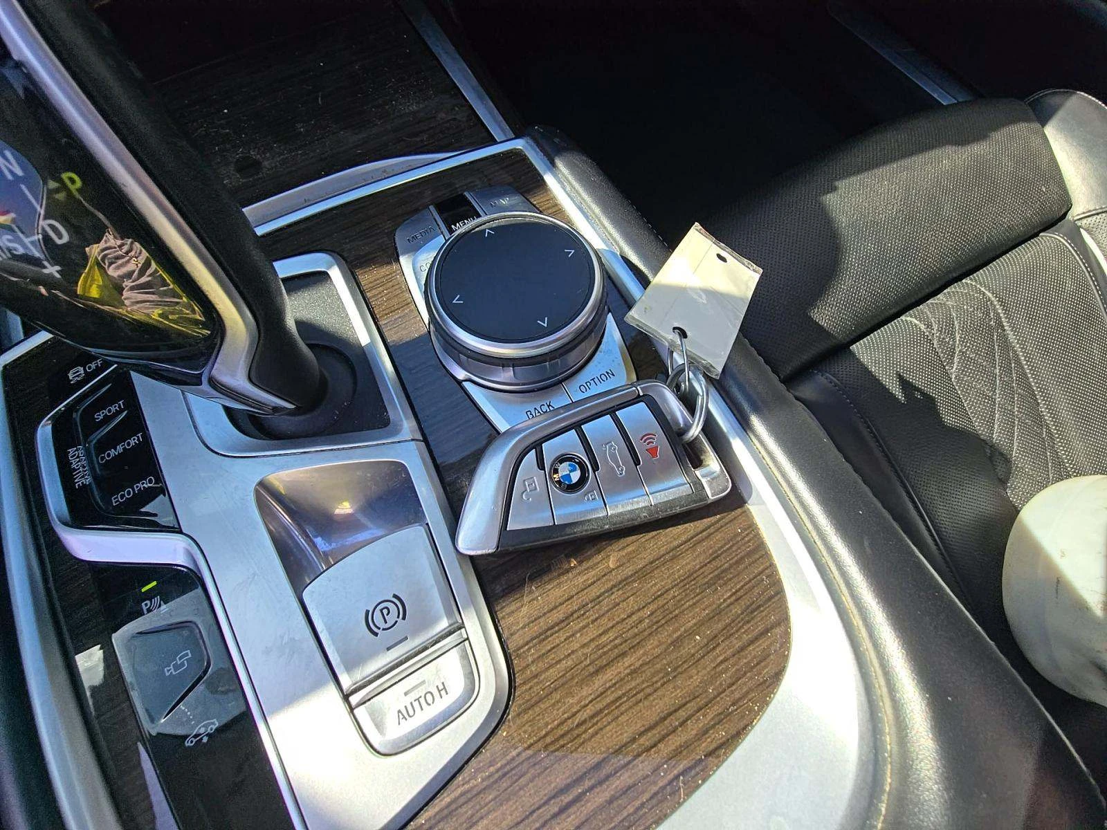 BMW 740 HUD, ВОWERS & WILKINS 3D, 360* , ОБДУХВАНЕ, ВАКУУМ - изображение 9