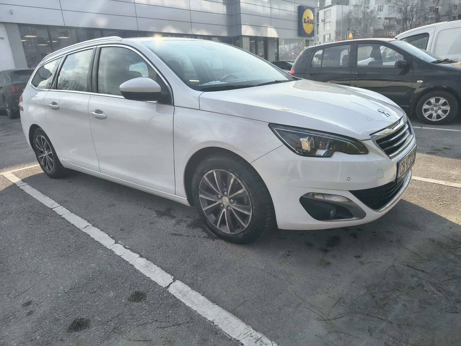 Peugeot 308 SW 1.2 puretech allure - изображение 5