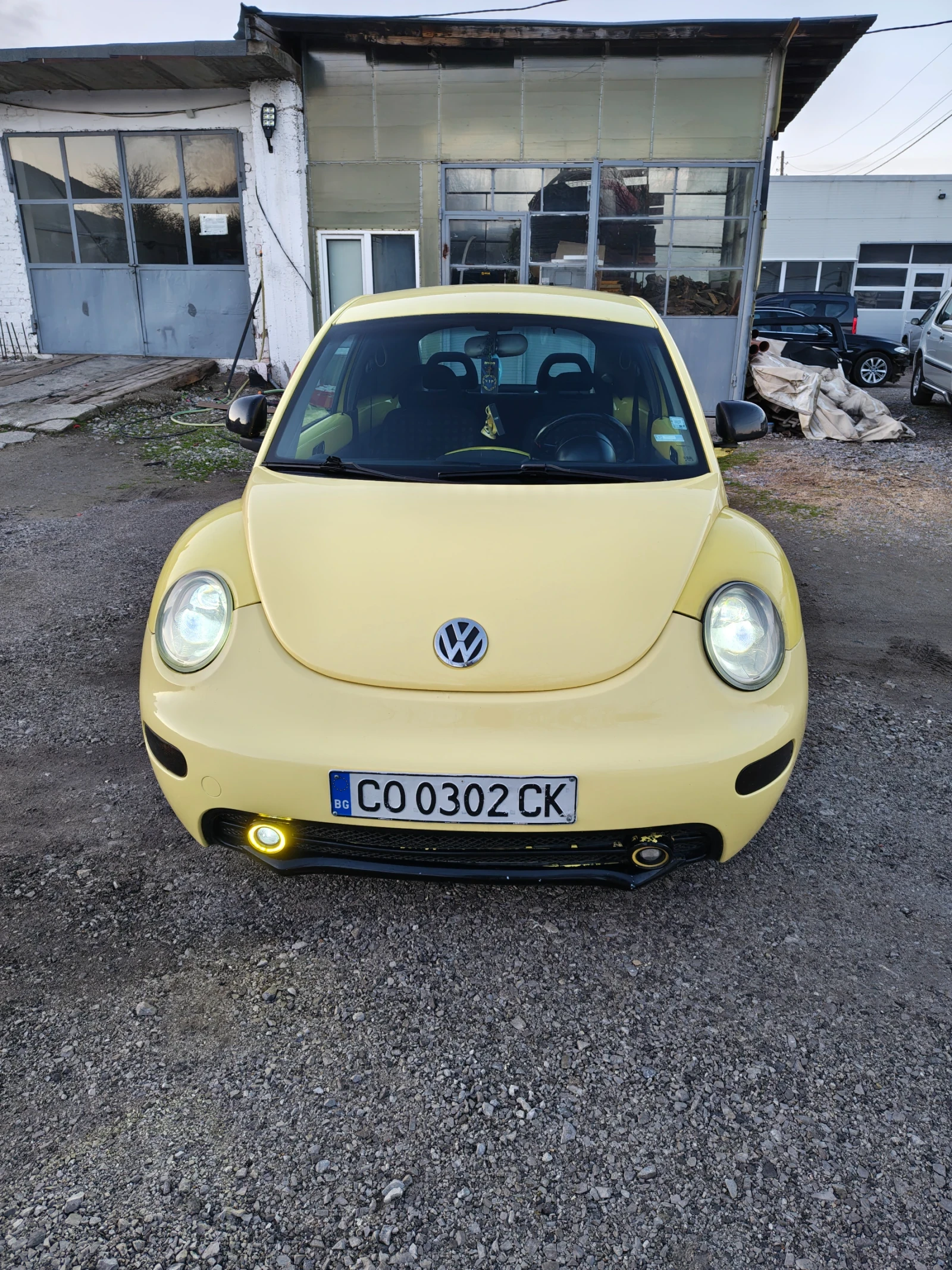 VW New beetle 1.9 TDI продава се цяла само  - изображение 4