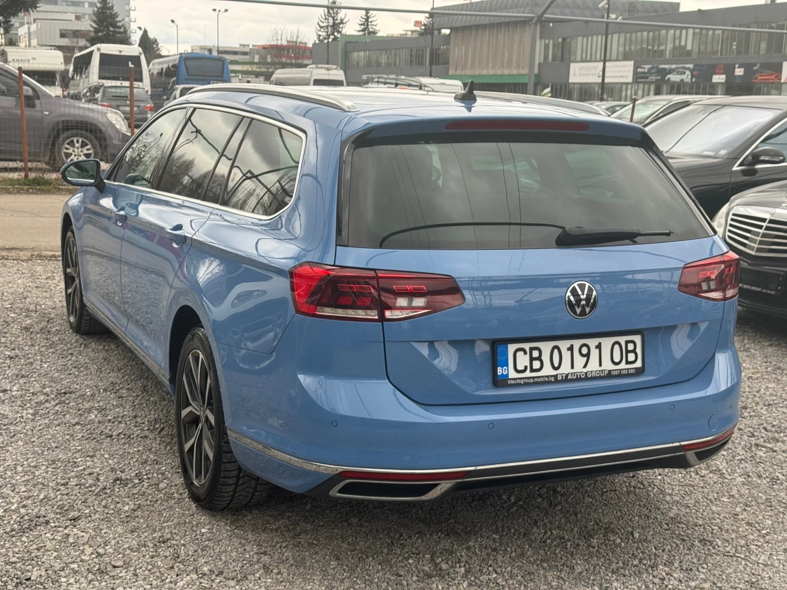 VW Passat 2.0TDI 4-MOTION 200HP /ОБСЛУЖЕН/ - изображение 6