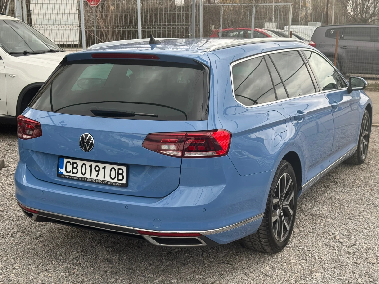 VW Passat 2.0TDI 4-MOTION 200HP /ОБСЛУЖЕН/ - изображение 4