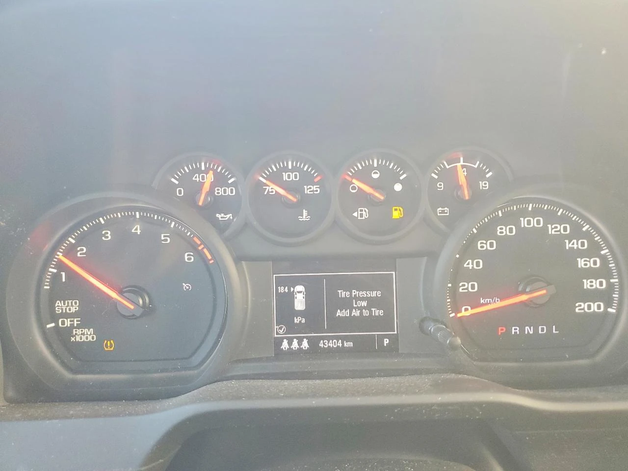 Chevrolet Silverado 5.3l K1500 Trail Boss Custom, снимка 9 - Автомобили и джипове - 53791331