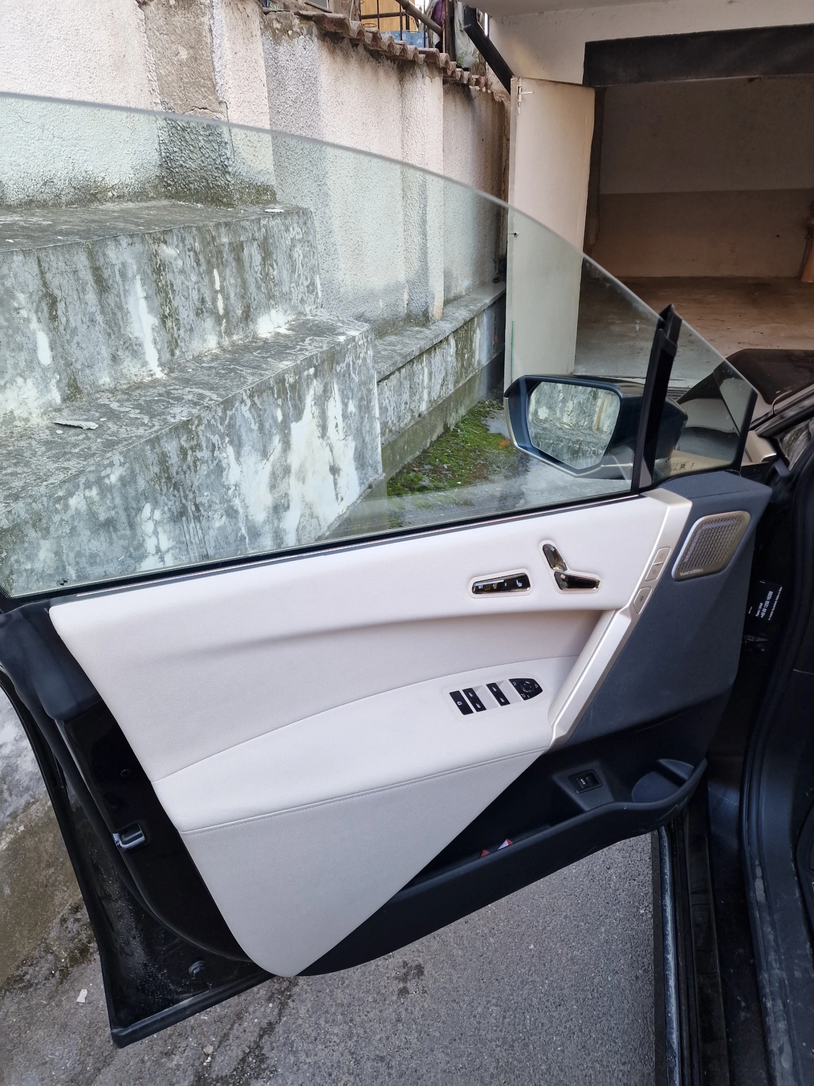 BMW iX xDrive 40, снимка 6 - Автомобили и джипове - 54427996