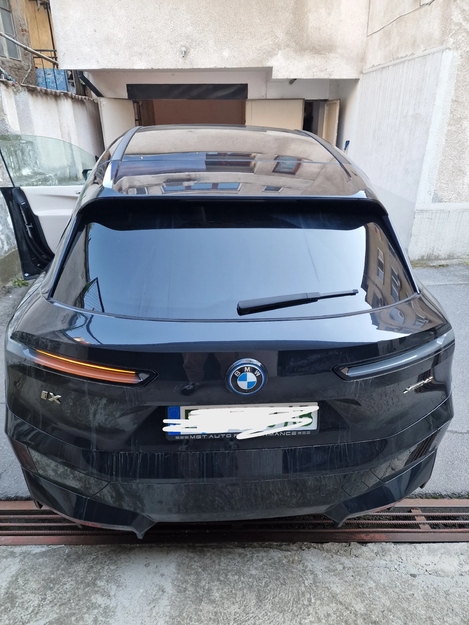 BMW iX xDrive 40, снимка 7 - Автомобили и джипове - 54427996