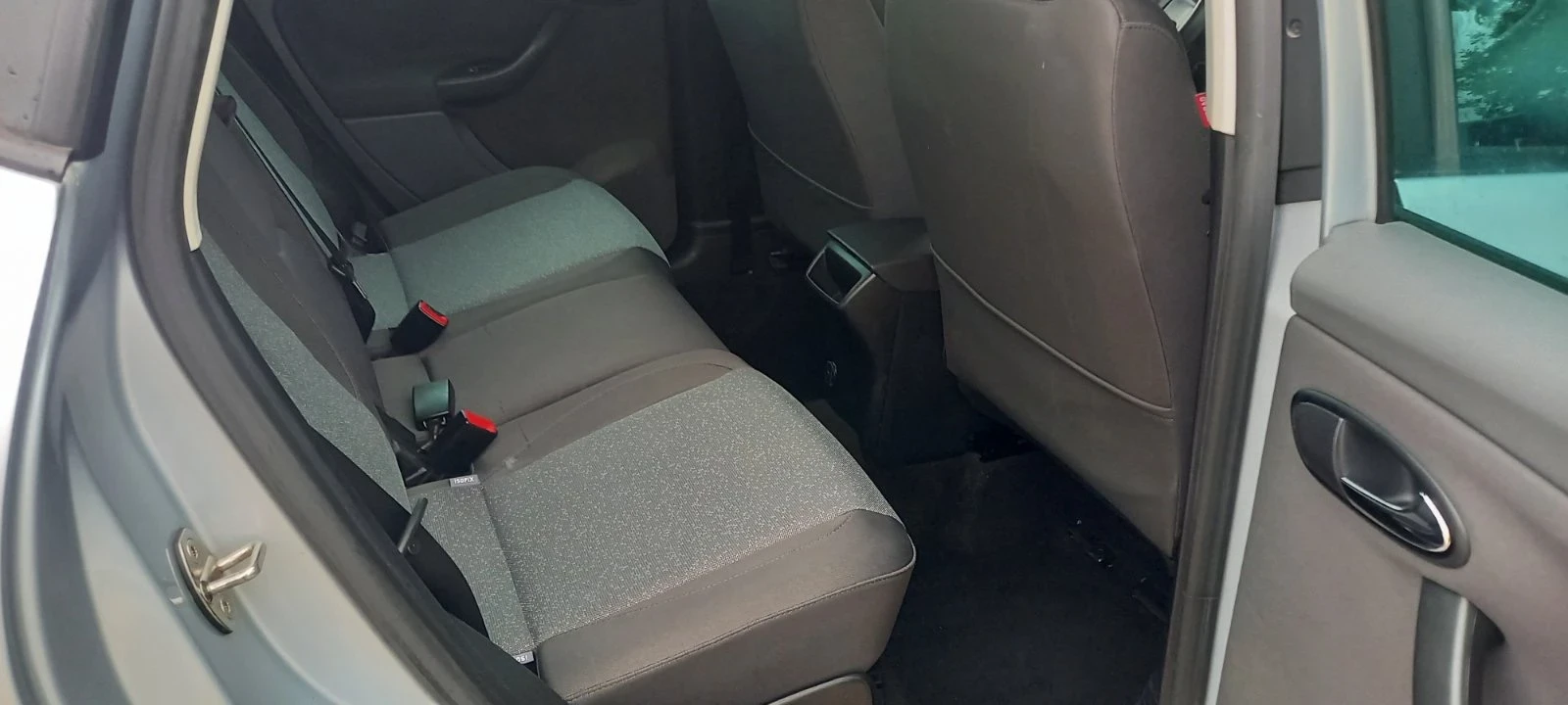 Seat Altea 1.6i/102к.с./198000км/Швейцария, снимка 12 - Автомобили и джипове - 54482814