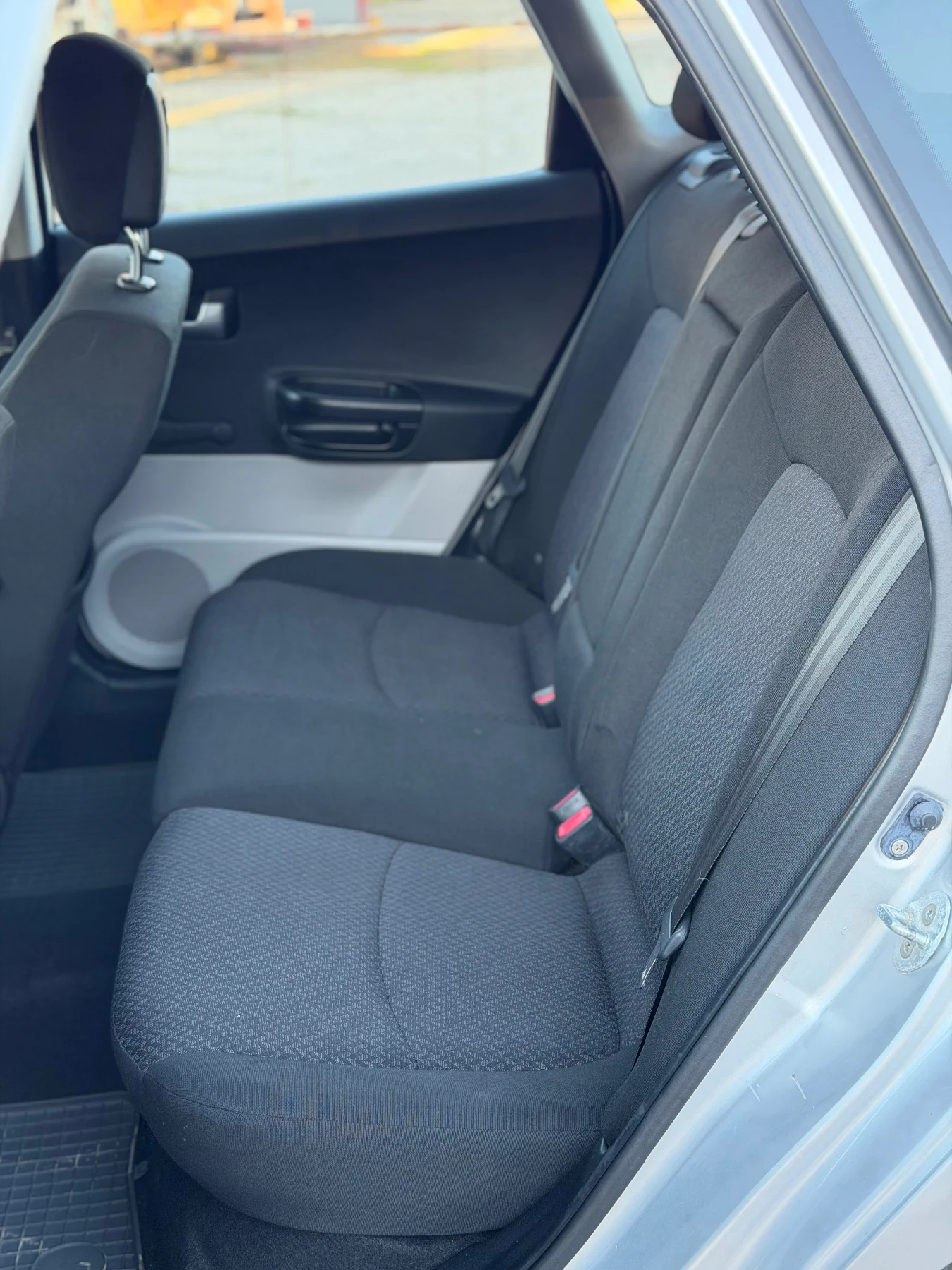 Kia Ceed 1.6 , снимка 9 - Автомобили и джипове - 54555810