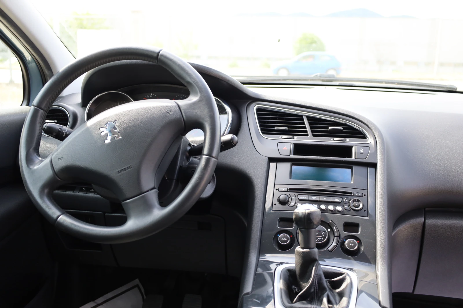 Peugeot 5008 1.6VTi, снимка 7 - Автомобили и джипове - 54609879
