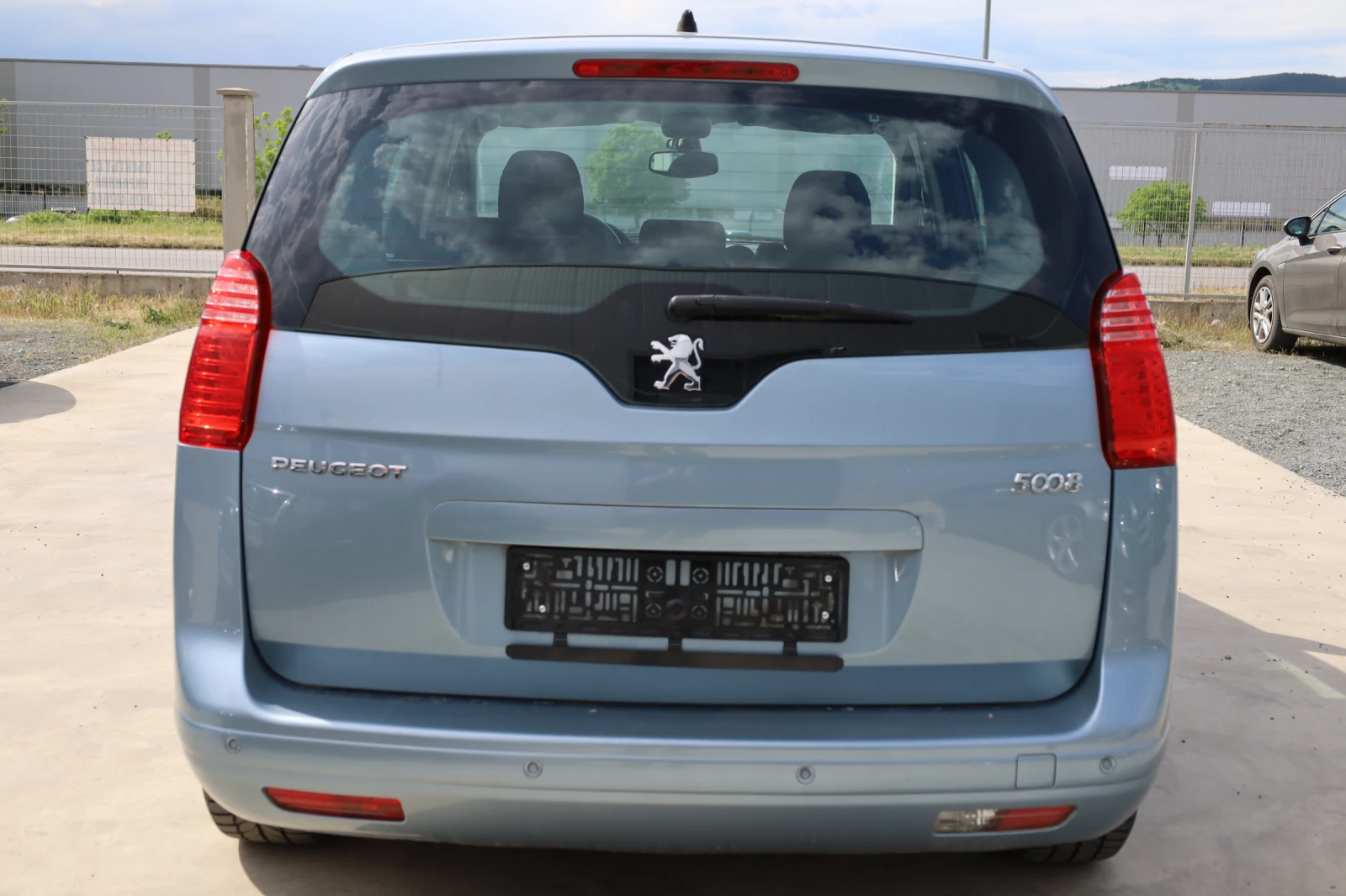 Peugeot 5008 1.6VTi, снимка 15 - Автомобили и джипове - 54609879