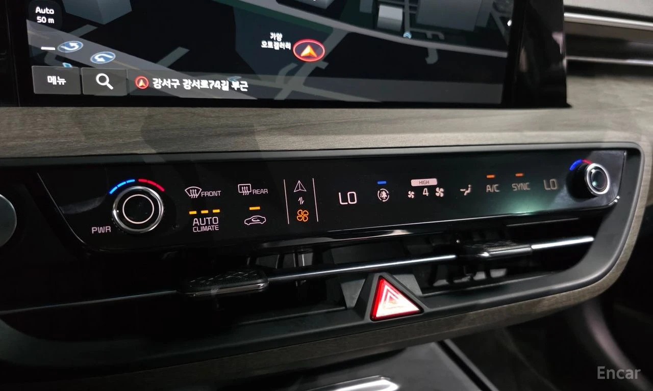 Kia K8 3.5* LPG* ПОДГРЕВ* 360КАМЕРА* LANE* ASSIST* , снимка 11 - Автомобили и джипове - 54997163