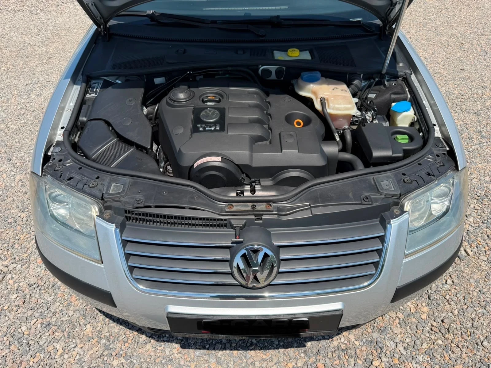 VW Passat 1.9TDI 131к.с., снимка 15 - Автомобили и джипове - 55573920
