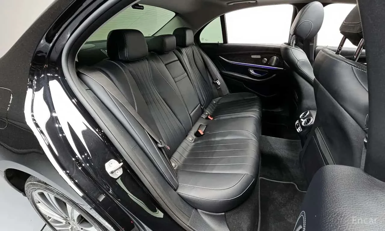 Mercedes-Benz E 400  4MATIC Exclusive /360 / DIS /ОБДУХВАНЕ/АВТОКРЕДИТ, снимка 12 - Автомобили и джипове - 55769490