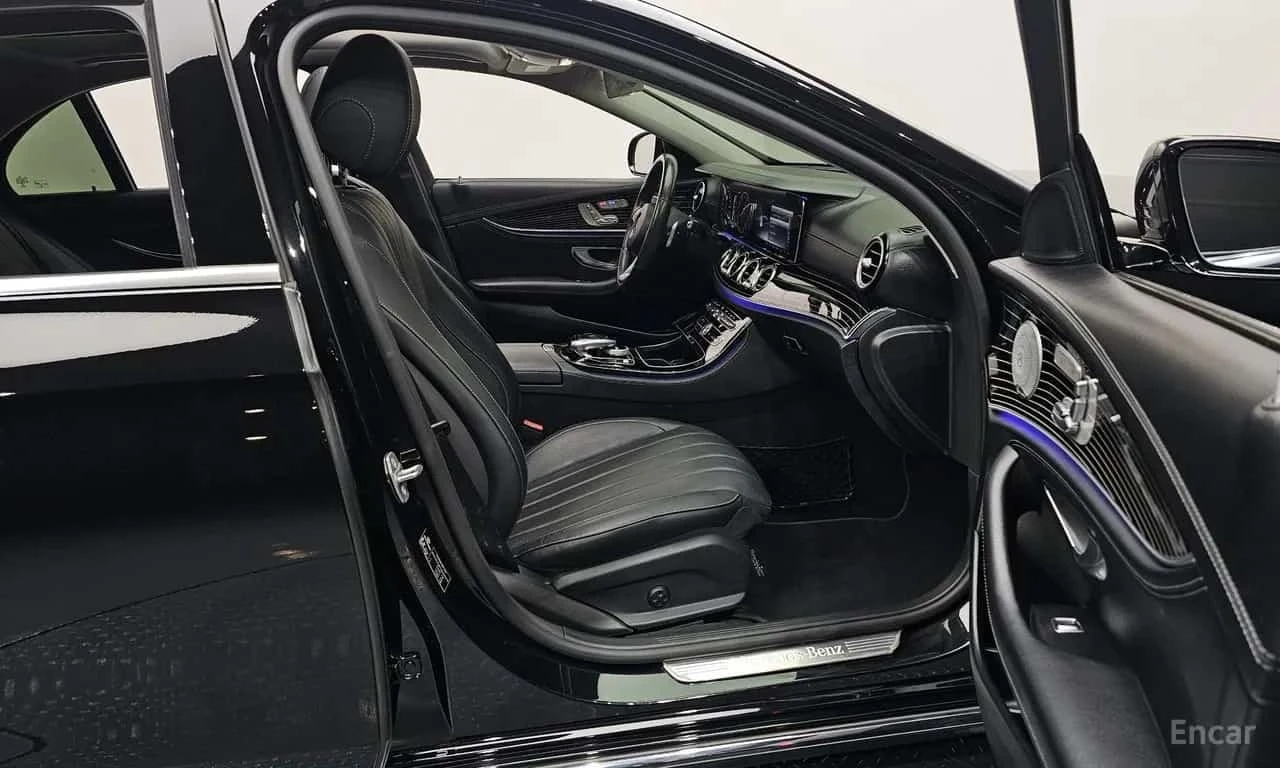 Mercedes-Benz E 400  4MATIC Exclusive /360 / DIS /ОБДУХВАНЕ/АВТОКРЕДИТ, снимка 11 - Автомобили и джипове - 55769490
