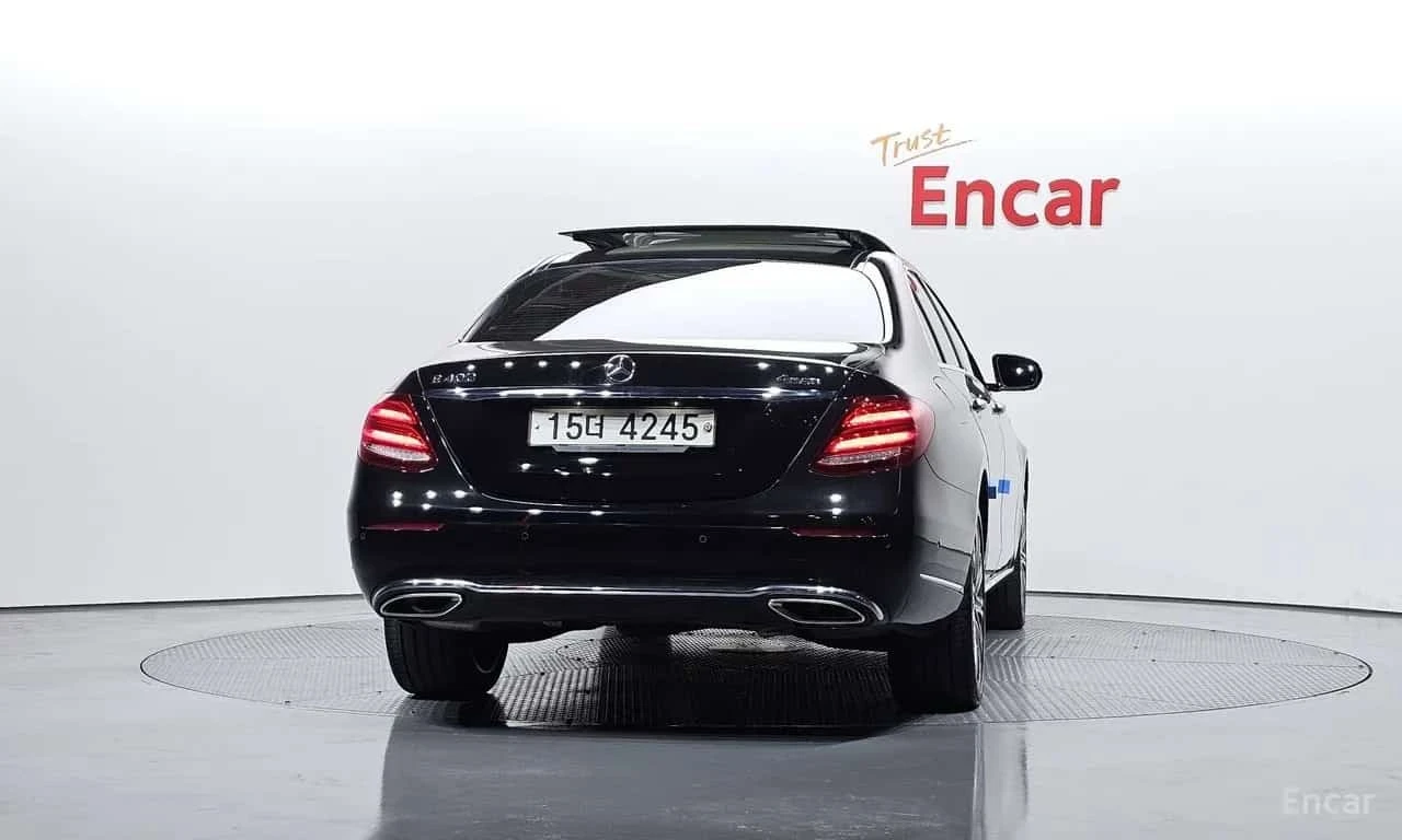 Mercedes-Benz E 400  4MATIC Exclusive /360 / DIS /ОБДУХВАНЕ/АВТОКРЕДИТ, снимка 4 - Автомобили и джипове - 55769490