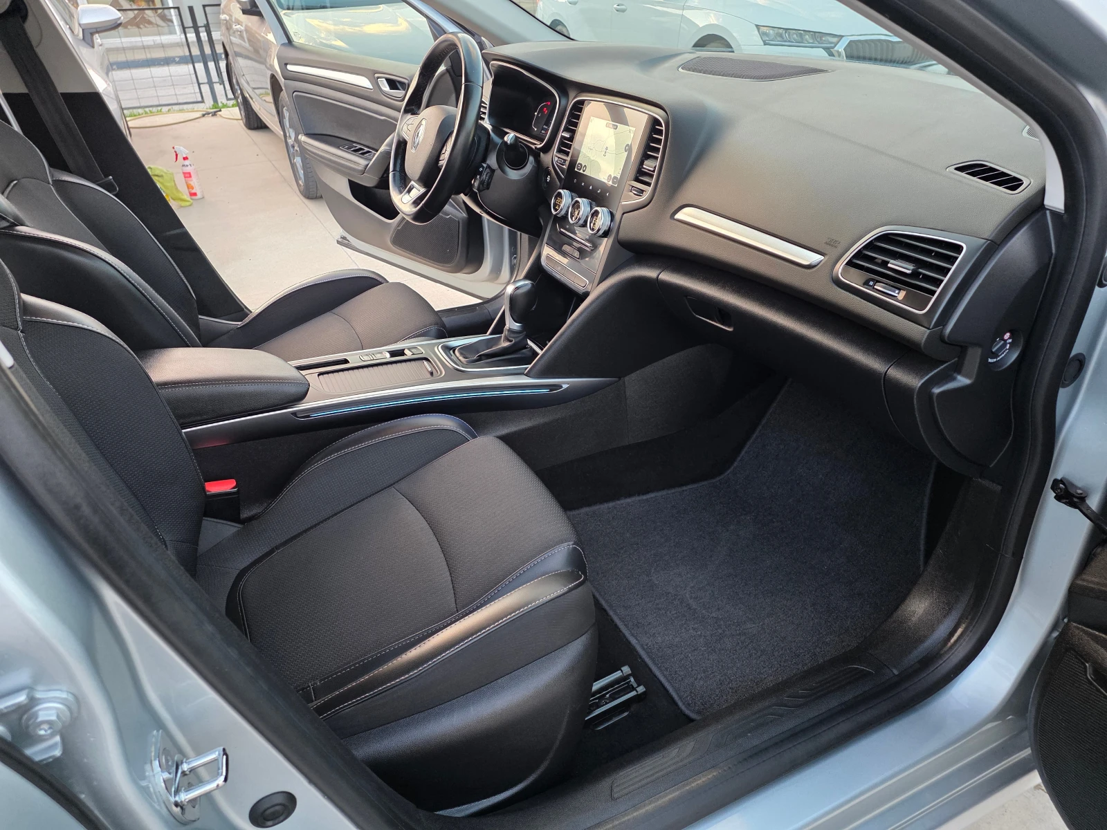 Renault Megane ���-�/� 1.5 DCI 115 �� | Mobile.bg � ����������� 9