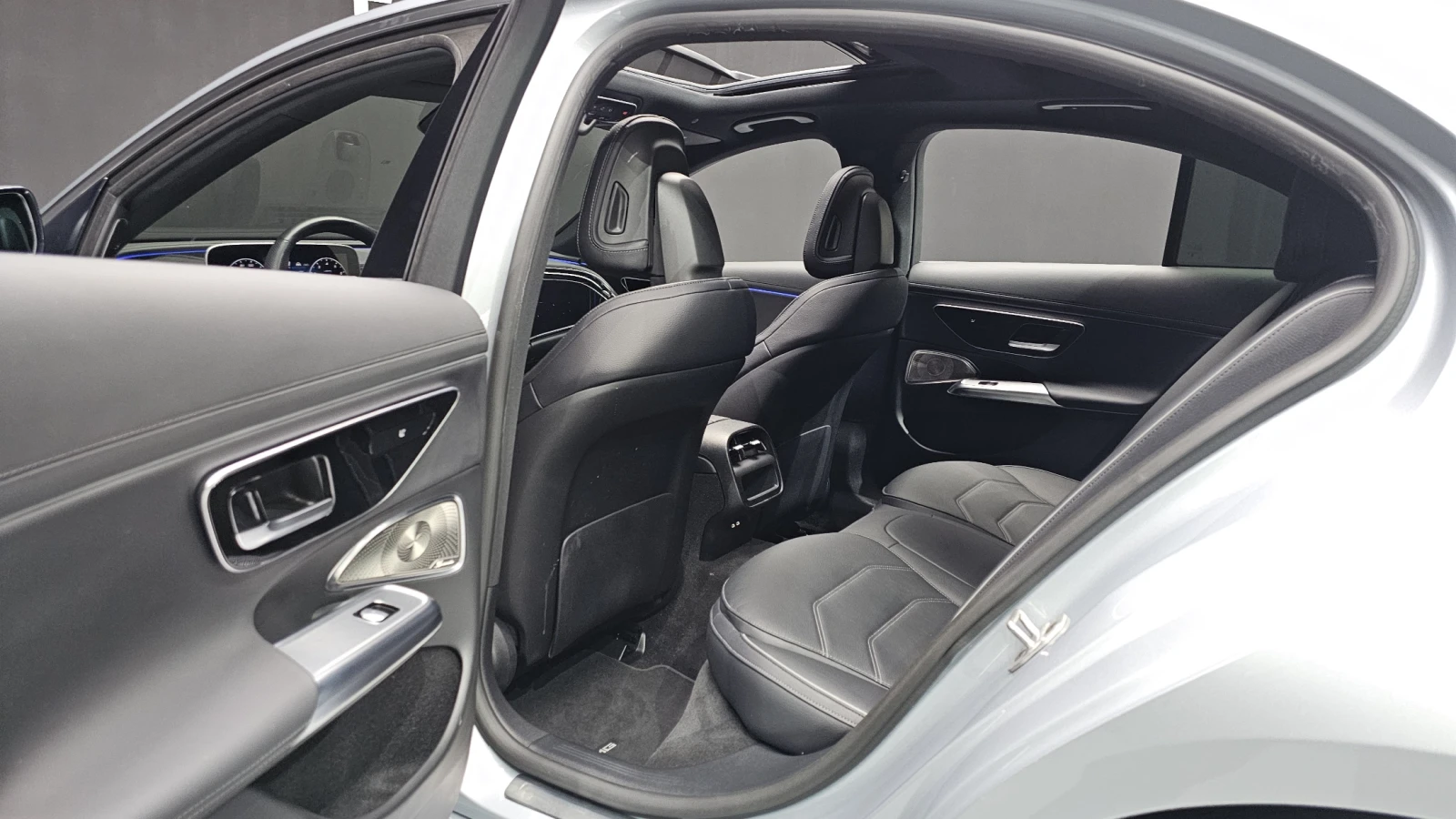 Mercedes-Benz E 300 ��. �������� HUD 360 ��� ������ ����* encareu.com | Mobile.bg � ����������� 12