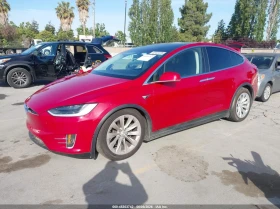 Tesla Model X 90D, снимка 1