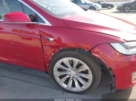 Tesla Model X 90D, снимка 12