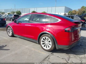 Tesla Model X 90D, снимка 3