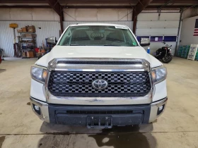Toyota Tundra 5.7l Crewmax Sr5, снимка 5