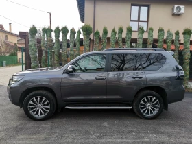 Toyota Land cruiser 2.8 DIESSEL BLACK EDITION - 112000 лв. / 57264.69 € - 19600730 4