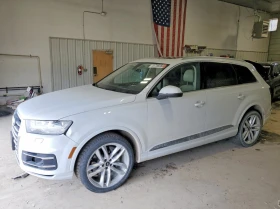 ������ Audi Q7