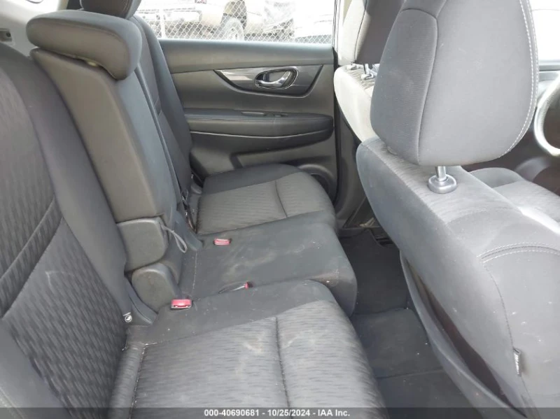 Nissan Rogue 2.5L I-4 DOHC, VVT, 170HP Front Wheel Drive, снимка 15 - Автомобили и джипове - 48395833