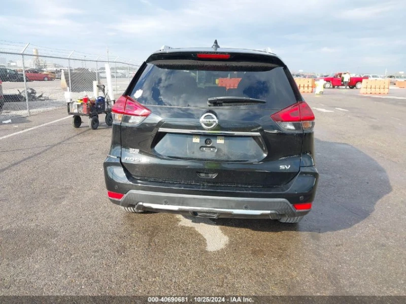 Nissan Rogue 2.5L I-4 DOHC, VVT, 170HP Front Wheel Drive, снимка 8 - Автомобили и джипове - 48395833