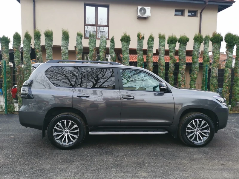 Toyota Land cruiser 2.8 DIESSEL BLACK EDITION, снимка 5 - Автомобили и джипове - 52645470