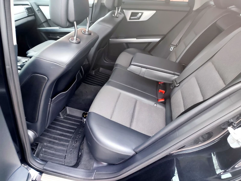 Mercedes-Benz GLK 4MATIK, снимка 12 - Автомобили и джипове - 53072744