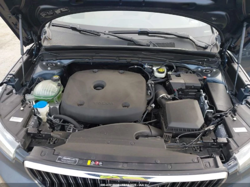 Volvo XC40 2l T4 Inscription, снимка 10 - Автомобили и джипове - 53249877