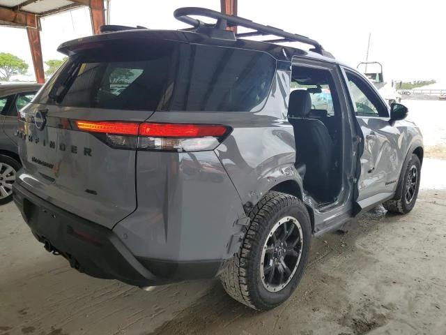 Nissan Pathfinder 3.5L 6 4x4 w/Front Whl Drv - изображение 9