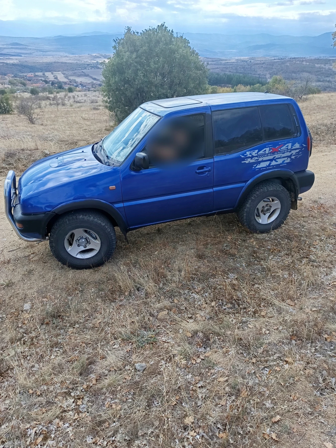 Nissan Terrano 2.4i - изображение 2