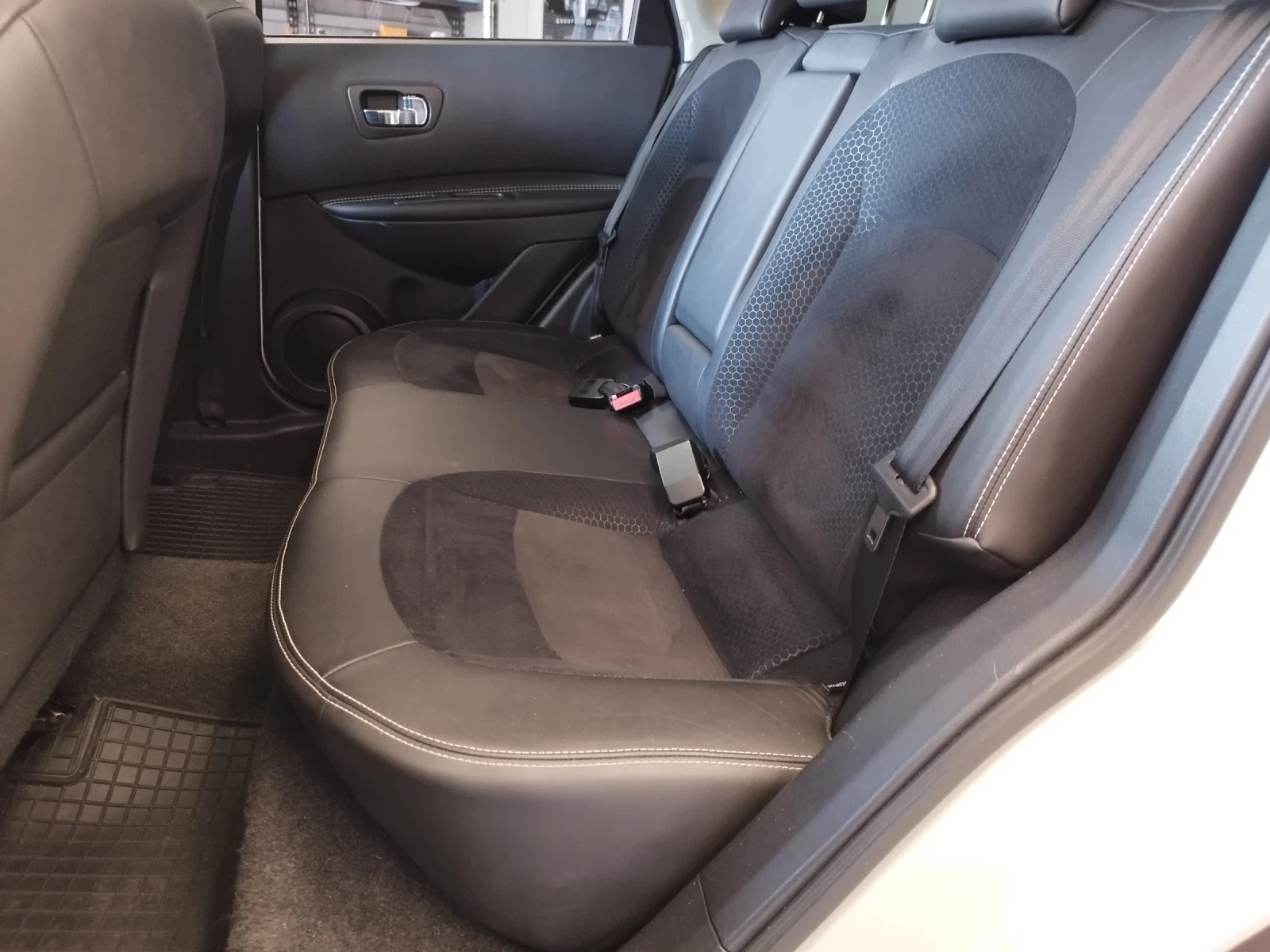 Nissan Qashqai 2.0dci 4x4 Automatic | Mobile.bg — изображение 11