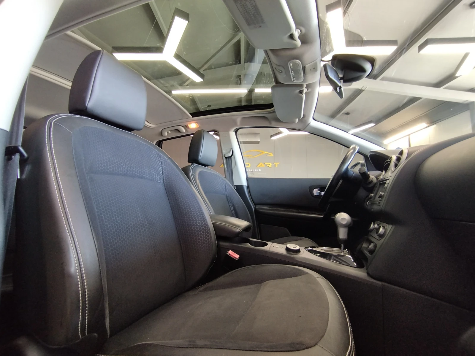 Nissan Qashqai 2.0dci 4x4 Automatic - изображение 7