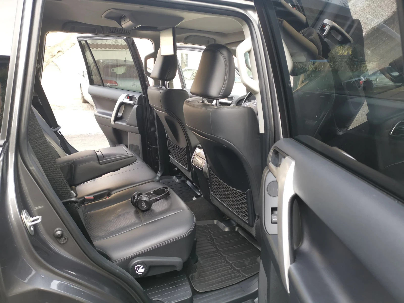 Toyota Land cruiser 2.8 DIESSEL BLACK EDITION | Mobile.bg   12