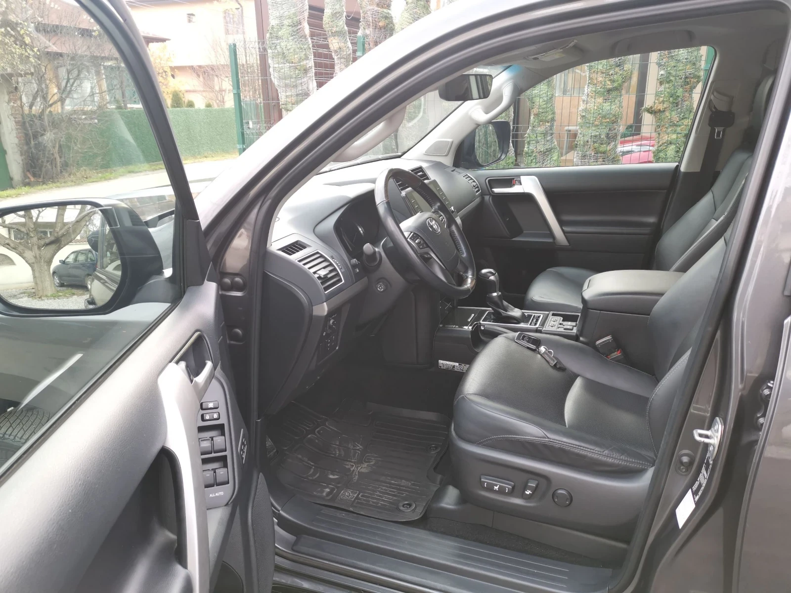 Toyota Land cruiser 2.8 DIESSEL BLACK EDITION - изображение 8