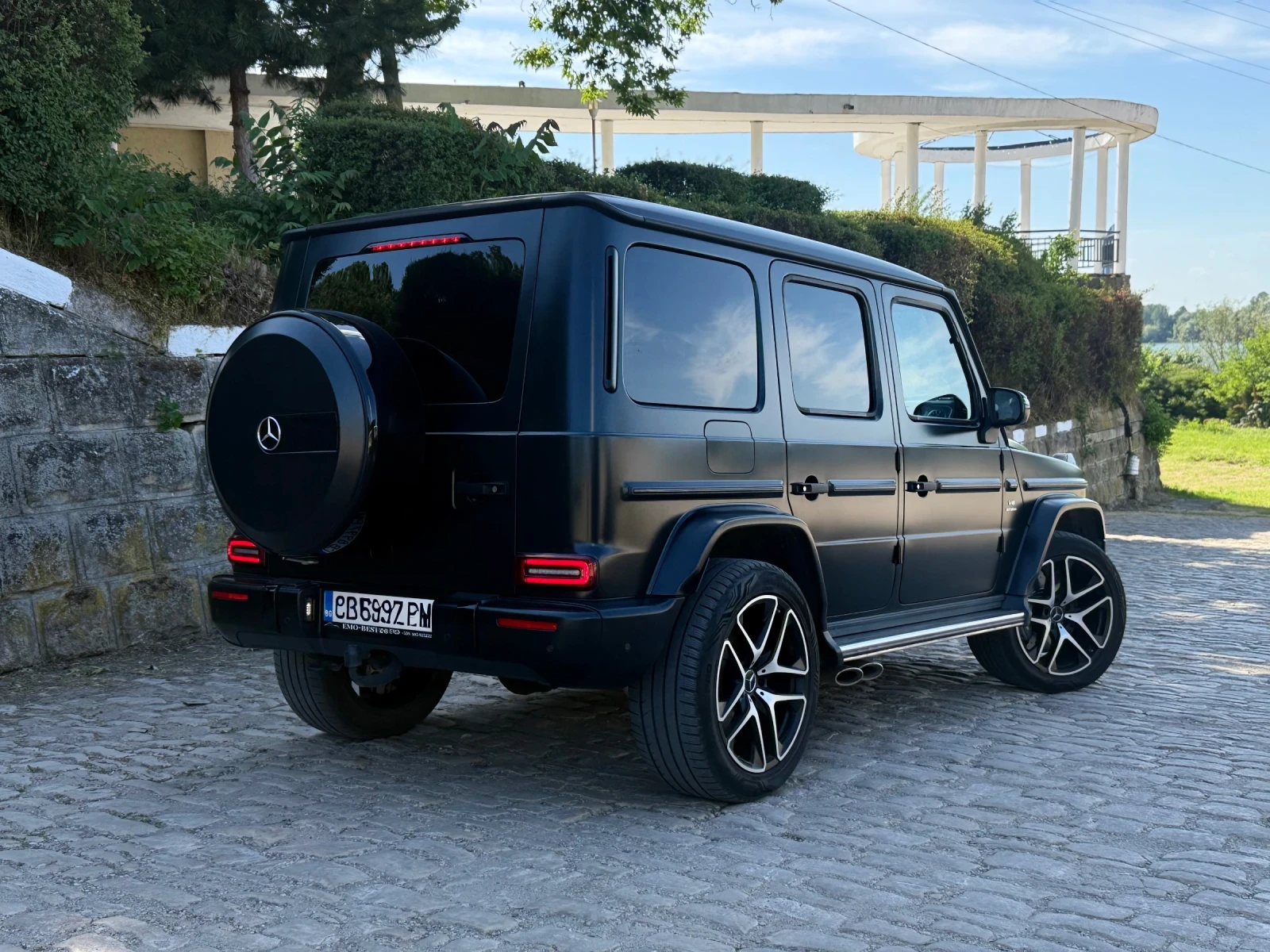 Mercedes-Benz G 63 AMG 3D BUR* MAGNO* 360* LANEASSIST* AMBIENT, снимка 6 - Автомобили и джипове - 53803975