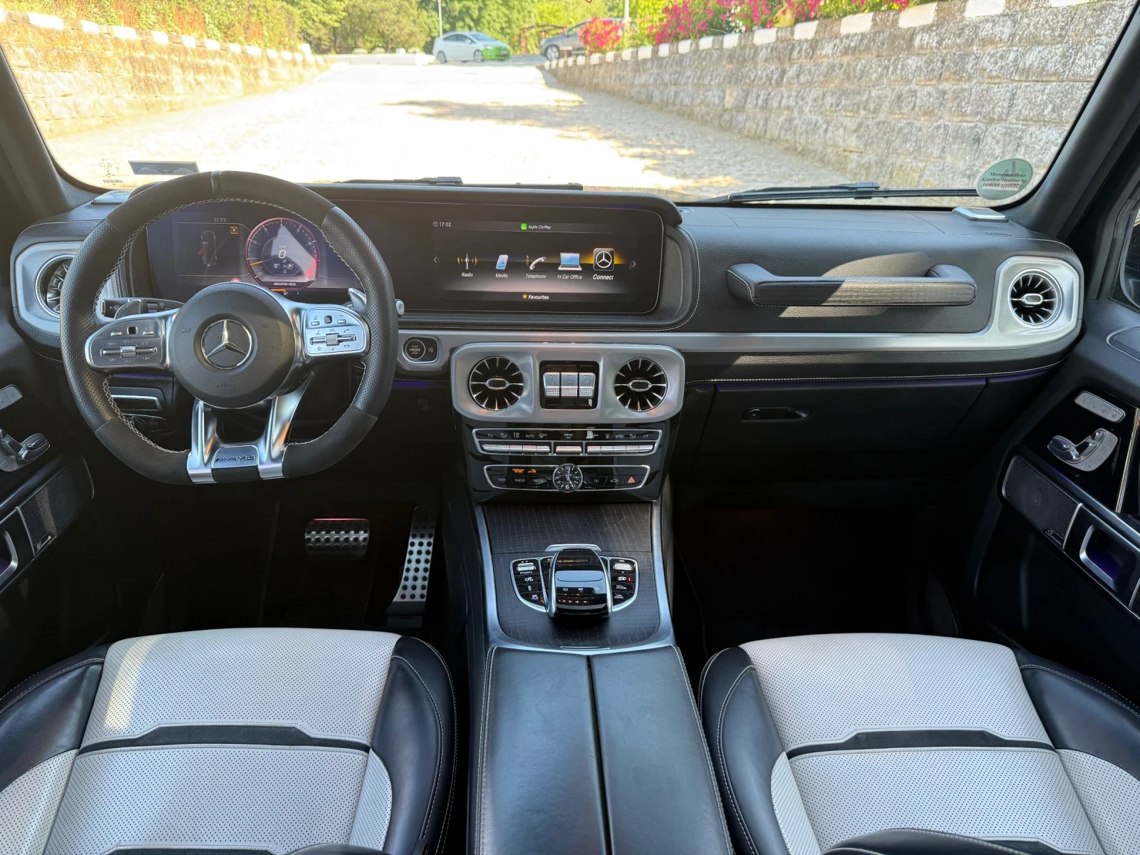 Mercedes-Benz G 63 AMG 3D BUR* MAGNO* 360* LANEASSIST* AMBIENT, снимка 11 - Автомобили и джипове - 53803975