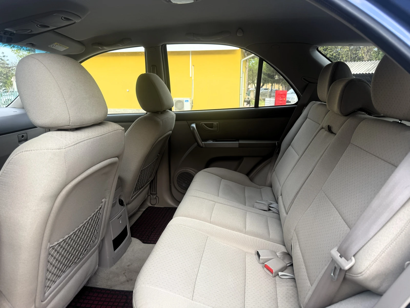 Kia Sorento 2.5 CRDI 140 к.с., снимка 12 - Автомобили и джипове - 54326762