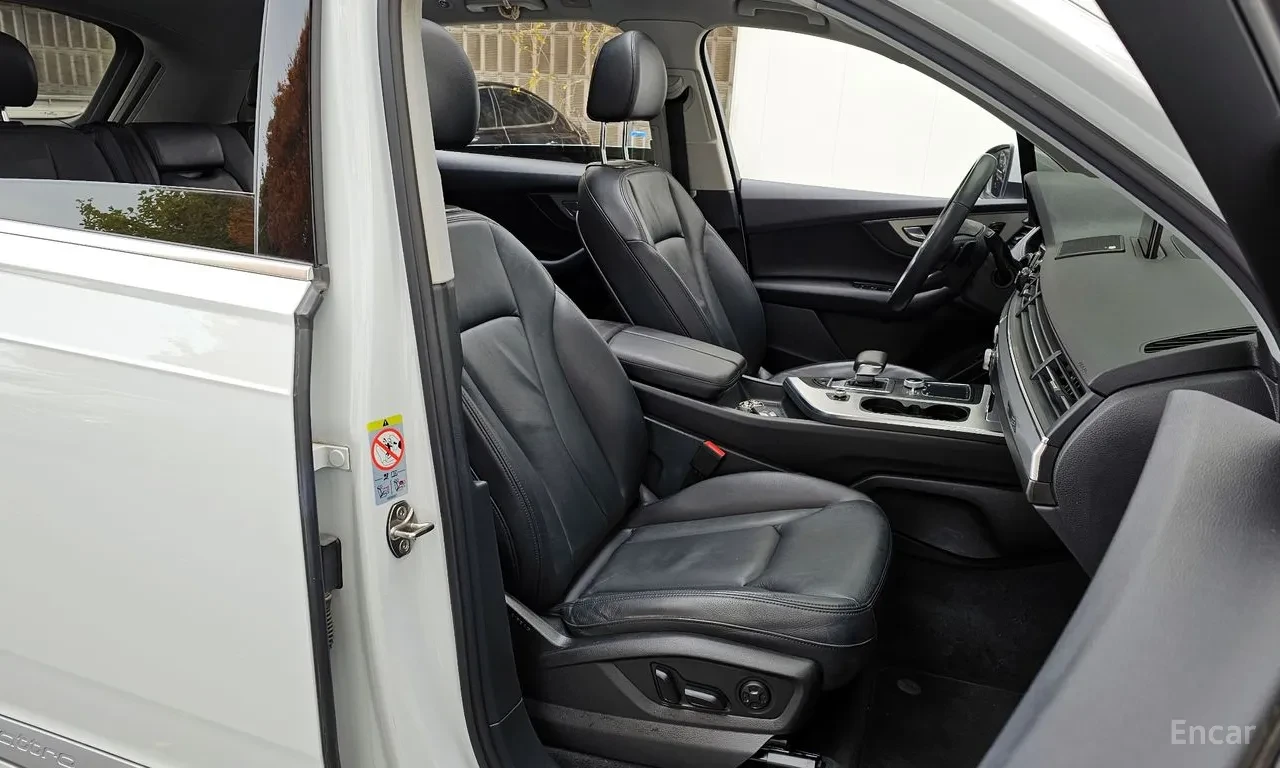 Audi Q7 TFSI quattro | КОЖА | ПАНОРАМА | КАМЕРА | , снимка 10 - Автомобили и джипове - 54966708