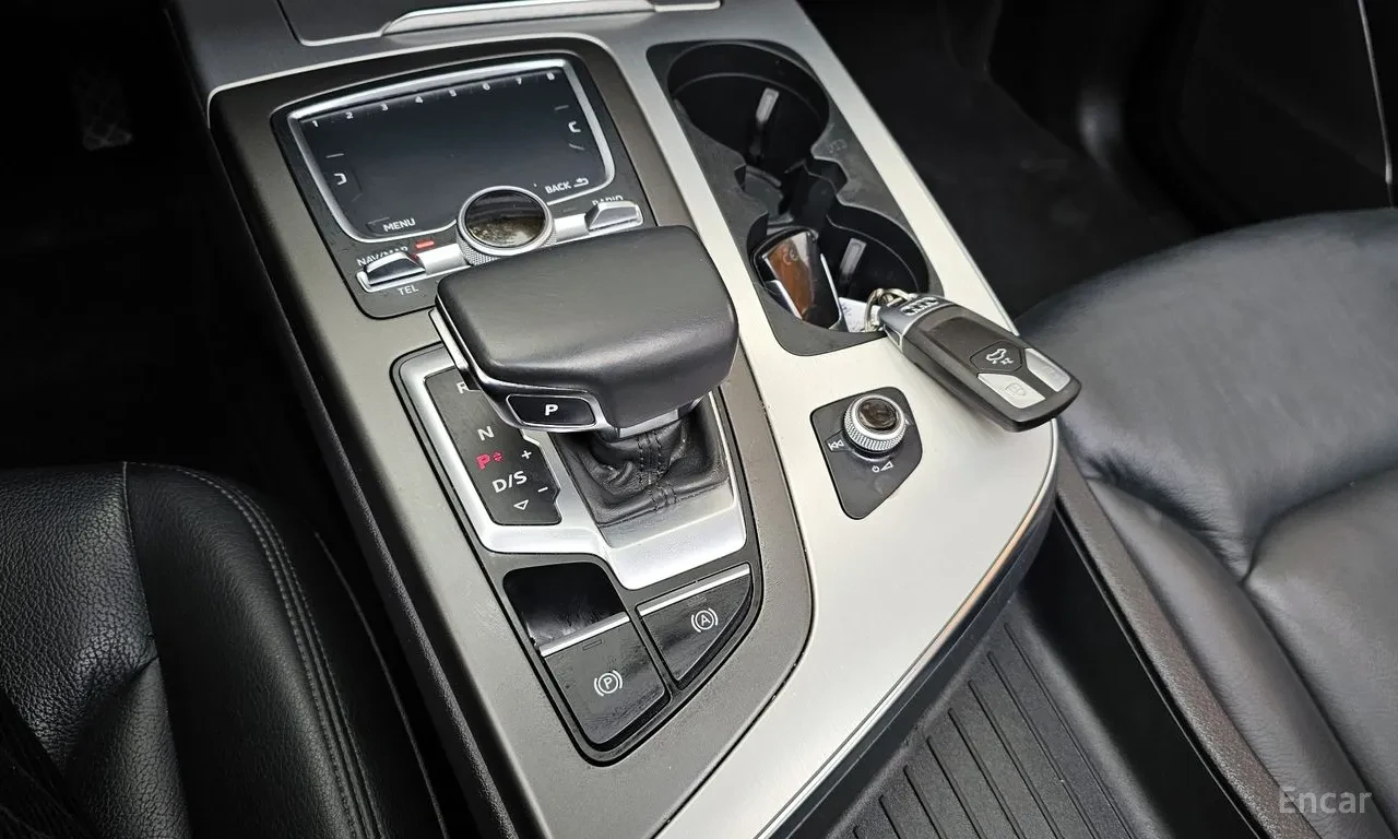 Audi Q7 TFSI quattro | КОЖА | ПАНОРАМА | КАМЕРА | , снимка 9 - Автомобили и джипове - 54966708