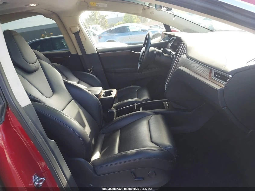 Tesla Model X 90D, снимка 5 - Автомобили и джипове - 55097038