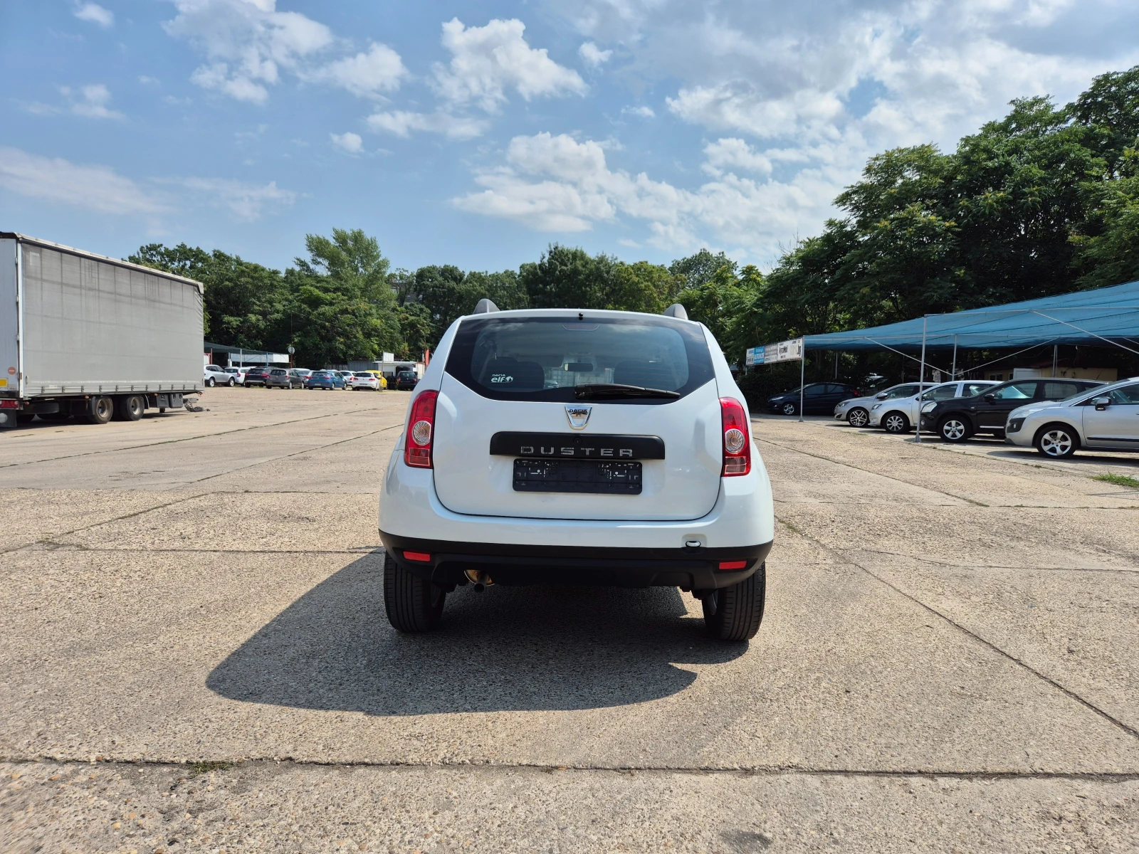 Dacia Duster 1.6i-Газ, Италия, снимка 3 - Автомобили и джипове - 55352435