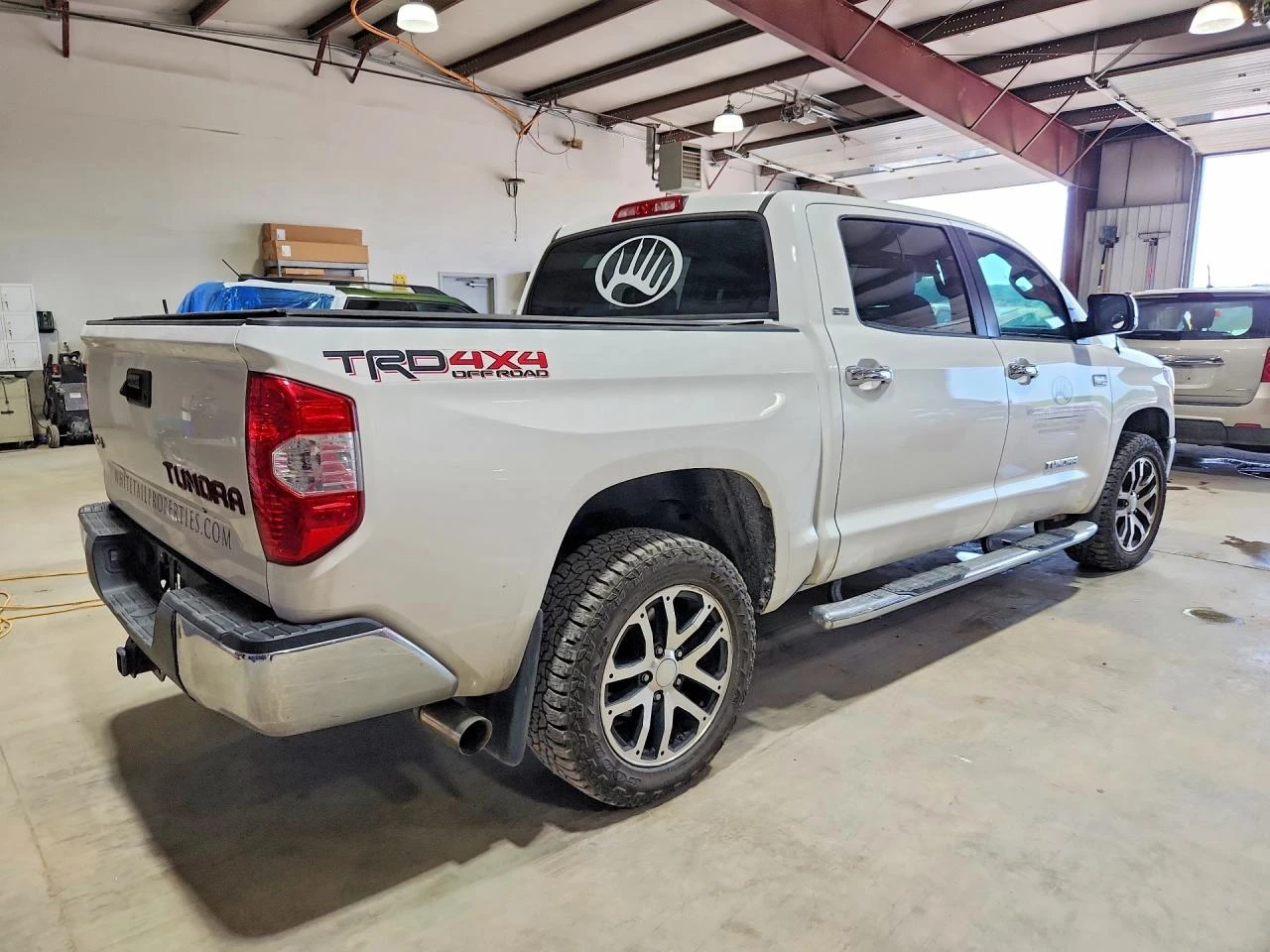 Toyota Tundra 5.7l Crewmax Sr5, снимка 3 - Автомобили и джипове - 55382684