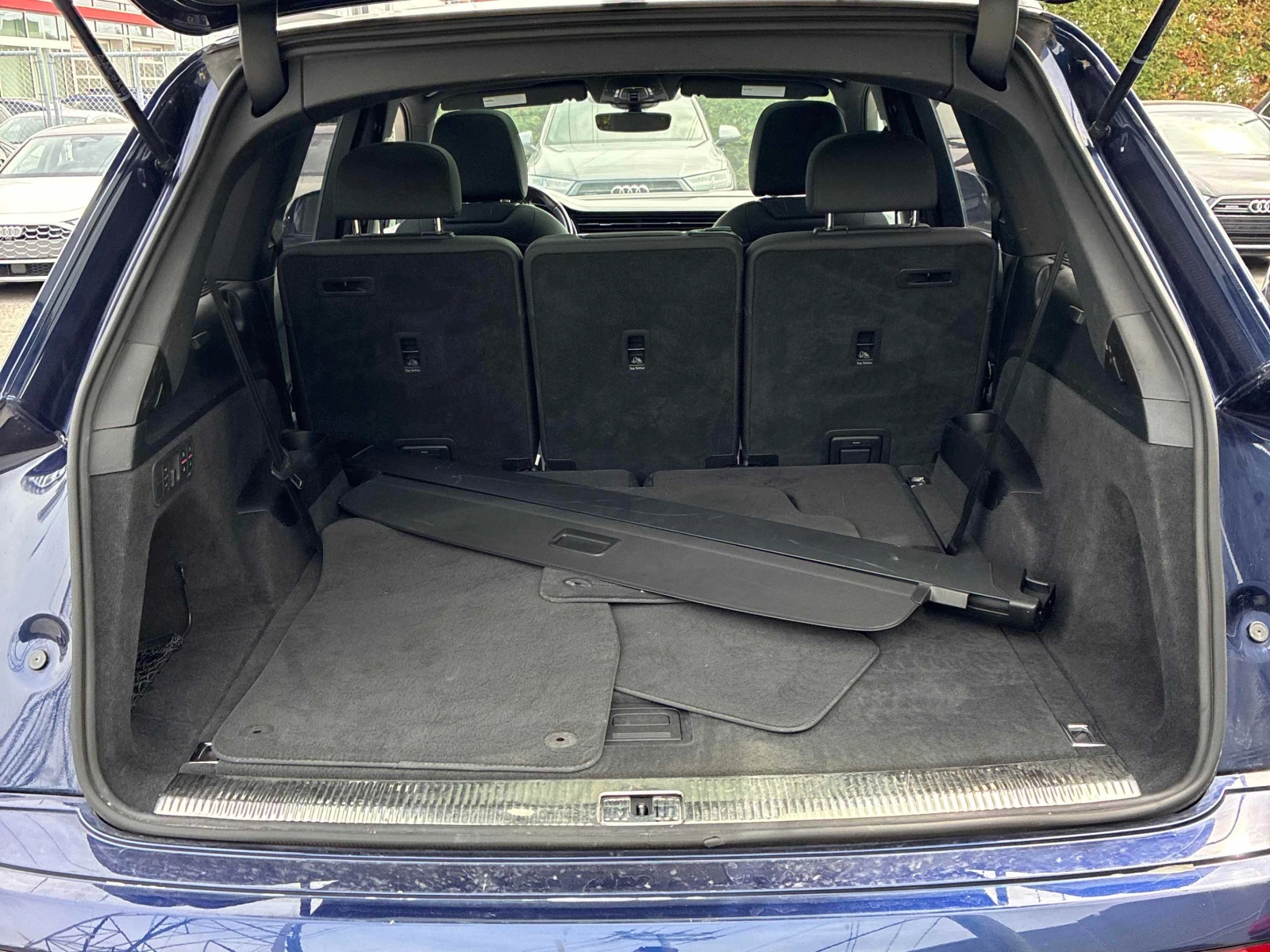 Audi Q7 * Technik * CARFAX * ОПЦИЯ ЗА ФИНАНСИРАНЕ, снимка 12 - Автомобили и джипове - 55954885